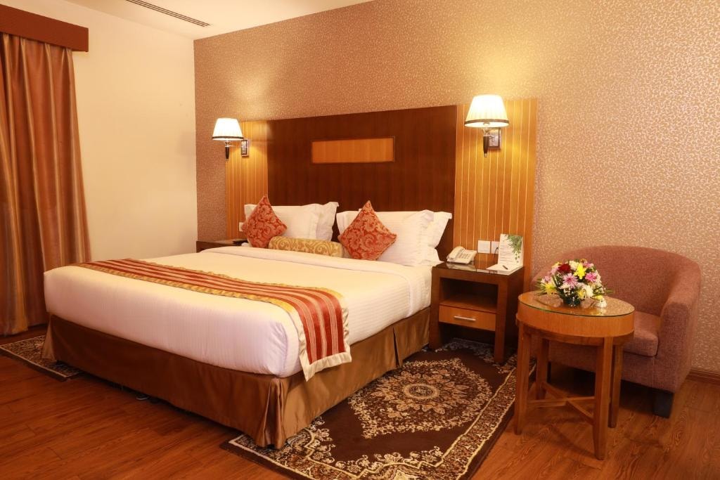 Suite Room Near Manal Al Madina Supermarket Luxury Bookings