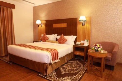Suite Room Near Manal Al Madina Supermarket Luxury Bookings
