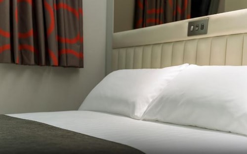 Double Room Near Meridian Movement LON 3 Luxury Bookings