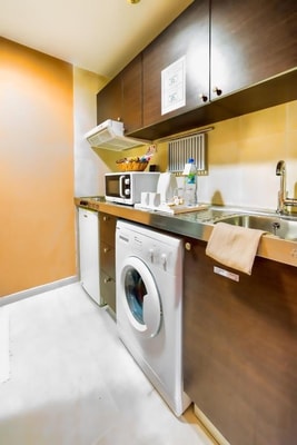 Standard Studio Near Mamoura Park Abu Dhabi 2 Luxury Bookings