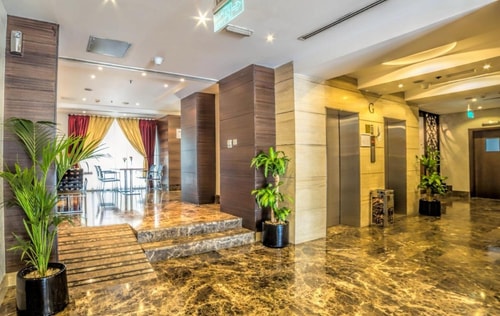 Standard Studio Near Mamoura Park Abu Dhabi 4 Luxury Bookings