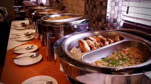 Deluxe 1 Bedroom Suite Near Abu Dhabi Public Beach 10 Luxury Bookings