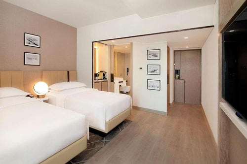 Classic Room Near Formal Park By Luxury Bookings 1 Luxury Bookings