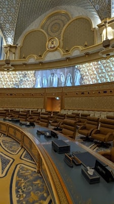 Guest Room With Kitchenette Near Stop Pick Market 8 Luxury Bookings