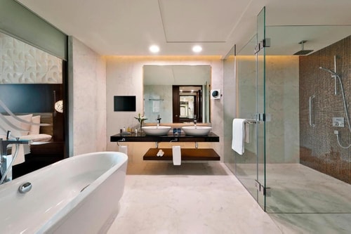 One Bedroom Suite Near Al Forsan Village 6 Luxury Bookings