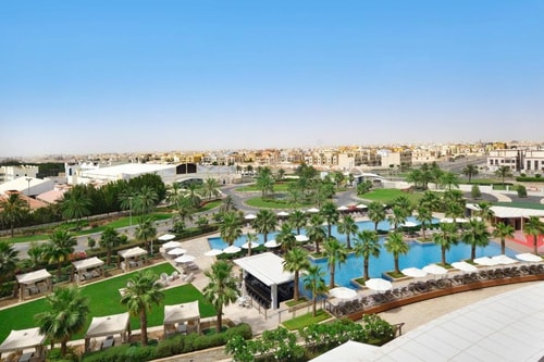 One Bedroom Suite Near Al Forsan Village 10 Luxury Bookings