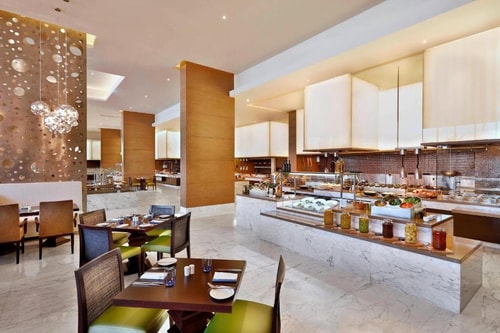 One Bedroom Suite Near Al Forsan Village 7 Luxury Bookings