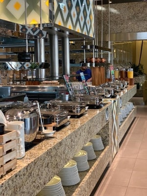 Deluxe King Room Near Zayed Heritage Center 4 Luxury Bookings
