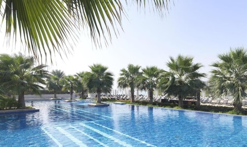 Luxury King Room Near Department of Education AUH 8 Luxury Bookings