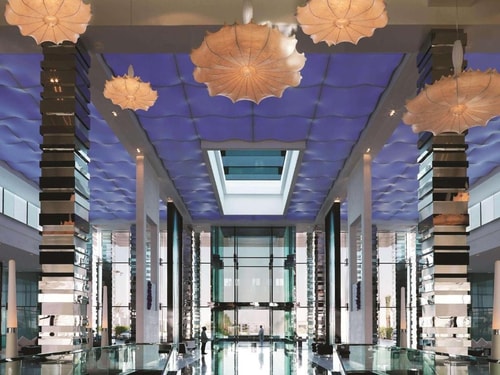 Luxury King Room Near Department of Education AUH 12 Luxury Bookings