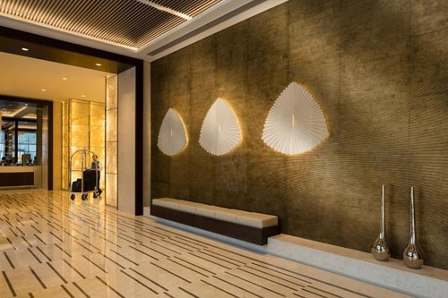 1 Bedroom Apartment sea view Near Abu Dhabi mall 20 Luxury Bookings