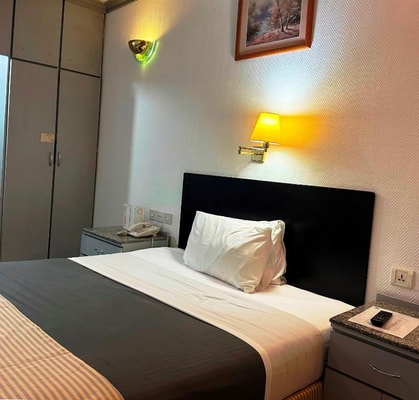 Standard Double Room Near Tyson Clothing Co 1 Luxury Bookings