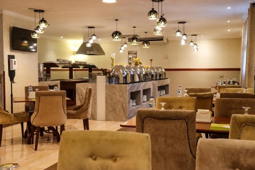 Superior King Room Near Atrium Mall 4 Luxury Bookings