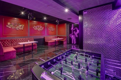 Deluxe Room Near Chhablani textiles 12 Luxury Bookings