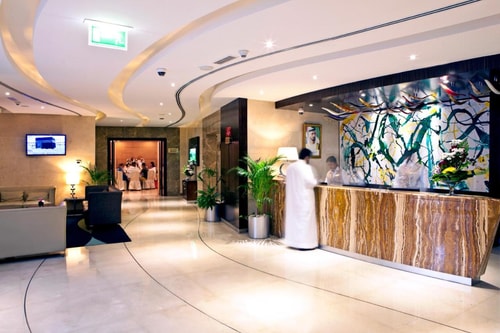 Standard King Room Near Day To Day 5 Luxury Bookings