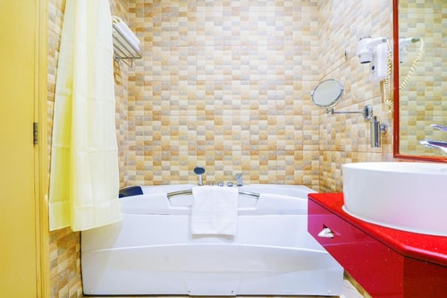 Executive Suite Near Dubai Fertility Center 7 Luxury Bookings