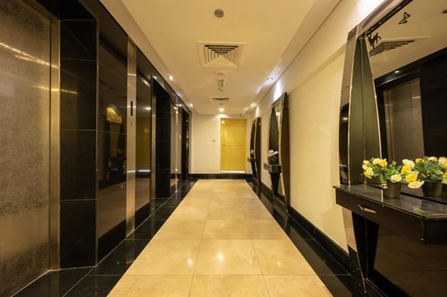 Superior King Room Near Landmark Summit Hotel 9 Luxury Bookings