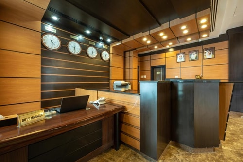 Superior King Room Near Landmark Summit Hotel 4 Luxury Bookings