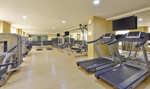 Deluxe Room Near Admiral Plaza Hotel Dubai 13 Luxury Bookings