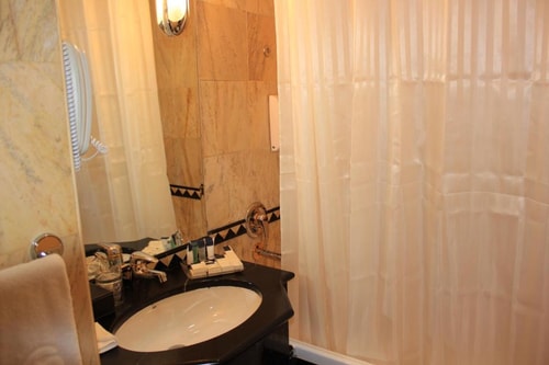 Deluxe Room Near Meena Apartment Bur Dubai 5 Luxury Bookings