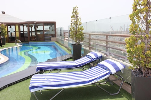 Deluxe Room Near Meena Apartment Bur Dubai 12 Luxury Bookings
