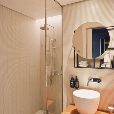 King Room Near By Mad Cat Comedy 5 Luxury Bookings