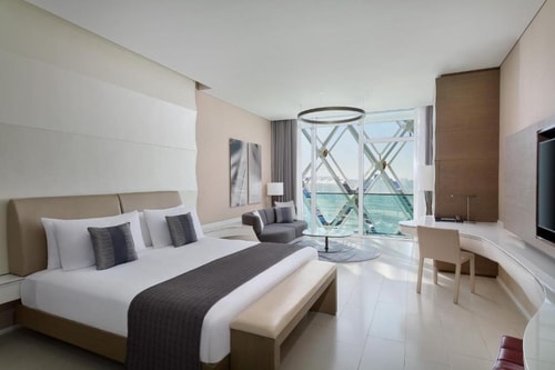 King Guest Room Near Civic Square Park 0 Luxury Bookings