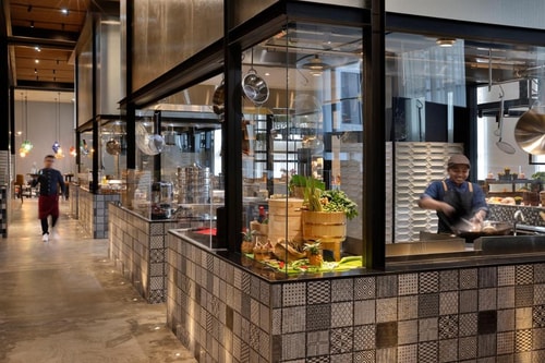 Double Guest Room in Yas Island Abu Dhabi 14 Luxury Bookings