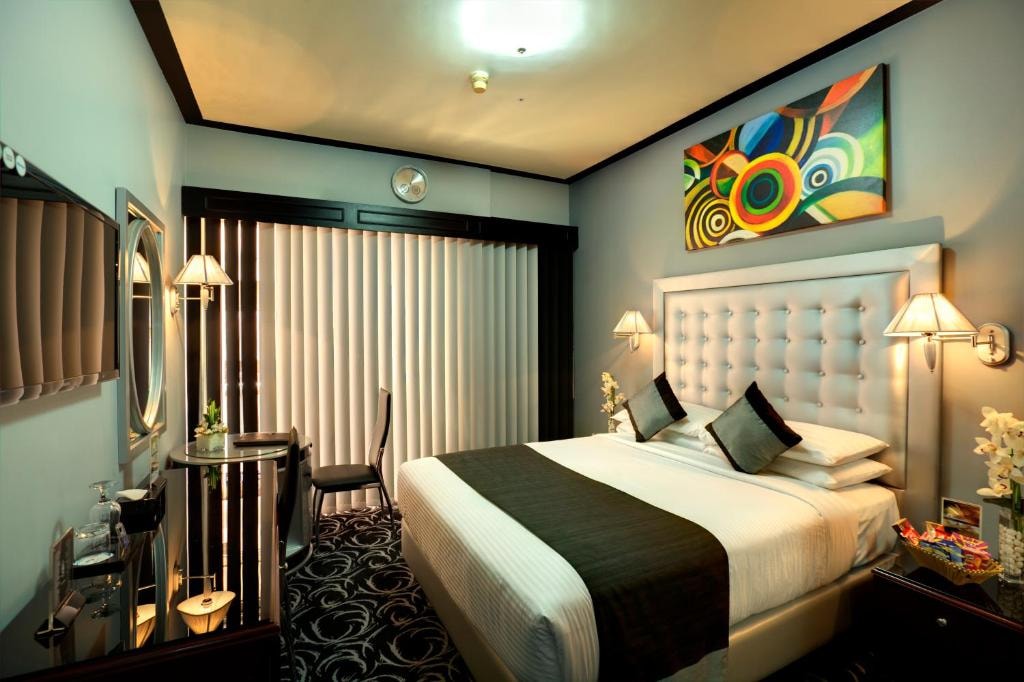 Double Room Near Smile Senorita Clock Tower Luxury Bookings