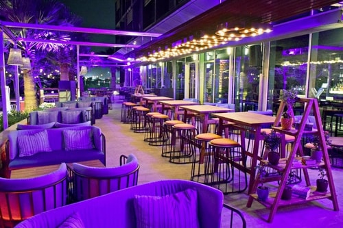 Classic Room Near Civic Square Park on Yas Island 11 Luxury Bookings