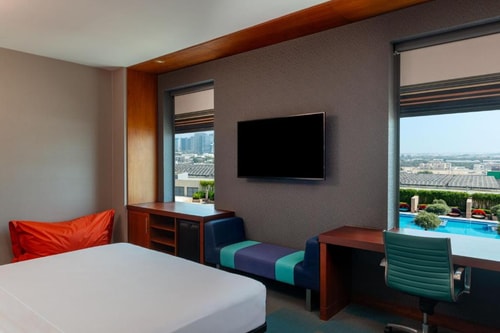 Luxury King or Twin Room near Exhibition Center 1 Luxury Bookings