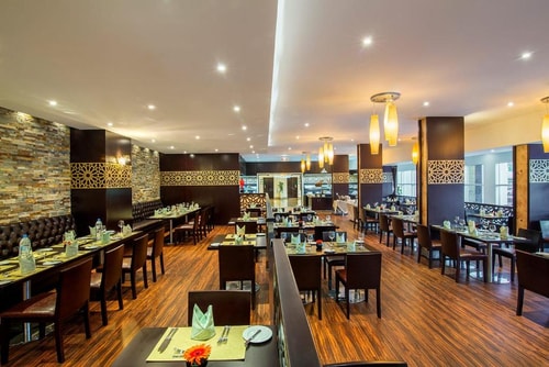 Deluxe Room Near Mafraq Hospital 7 Luxury Bookings