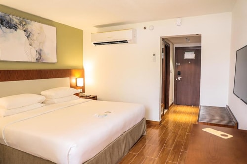 Standard Room Near Jabel Dhanna Mosque 2 Luxury Bookings