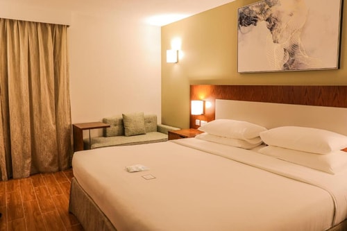 Standard Room Near Jabel Dhanna Mosque 4 Luxury Bookings