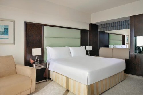 Classic King Room Near Bainuna Park Abu Dhabi 1 Luxury Bookings