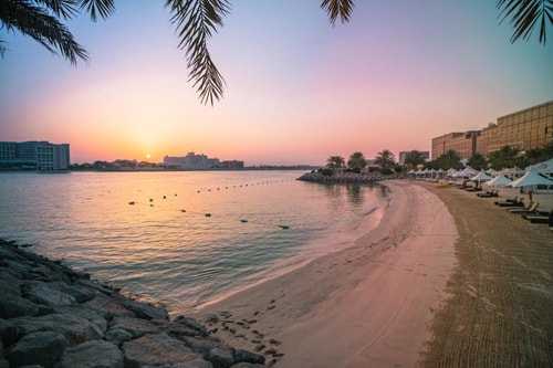 Superior Room Near The Souk Qaryat Al Beri 9 Luxury Bookings