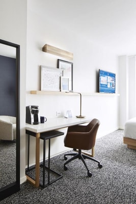 Deluxe Room Near Global Labor Justice WDC 5 Luxury Bookings