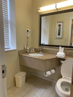 King Room Near Streets Market WDC 6 Luxury Bookings