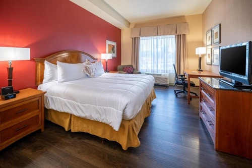King Room Near Capitol Building Supply WDC Luxury Bookings