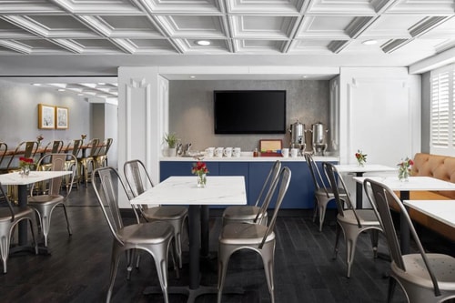 Queen Suite Near Folger Park WDC 6 Luxury Bookings