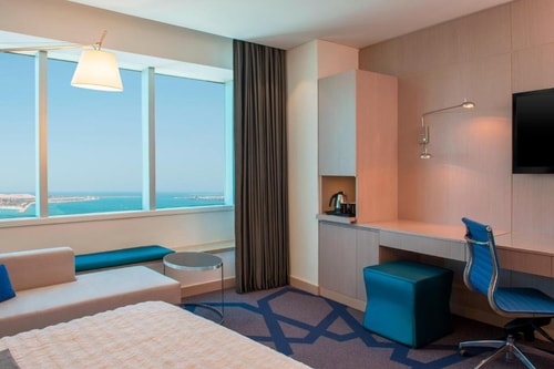 Corner City View Guest room Near Formal Park 3 Luxury Bookings