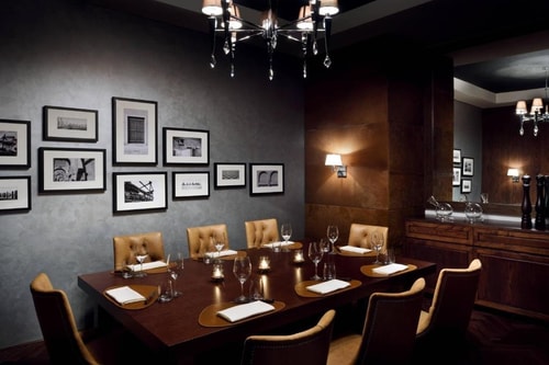 Executive Room Near Al Nahyan Stadium 8 Luxury Bookings