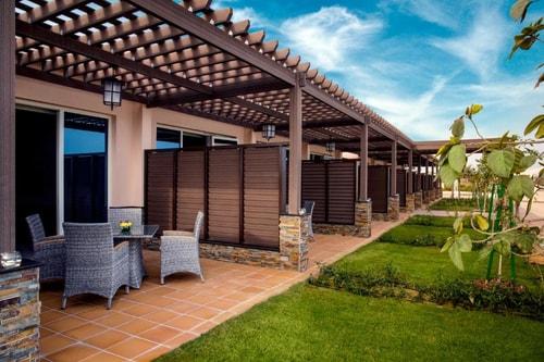 Deluxe King Room Near Dhafra Beach Hotel 10 Luxury Bookings