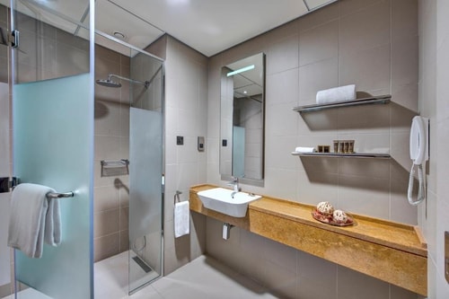 Deluxe Double Room Near Arac Furniture 6 Luxury Bookings