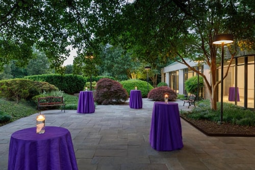 Standard King Room Near Wesbanco Bank WDC 9 Luxury Bookings