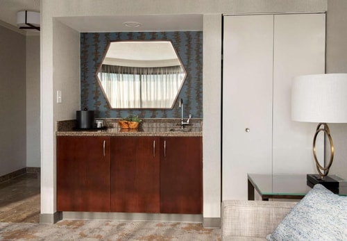 King Suite Near Stratton Local Park WDC 2 Luxury Bookings