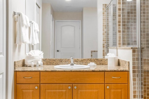 Executive King Studio Near Bossa Hospitality ORL 5 Luxury Bookings