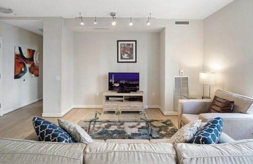 One Bedroom Apartment Near Franklin Park WDC 3 Luxury Bookings