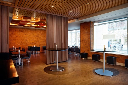 King Room Near The Theatre Lab WDC 12 Luxury Bookings