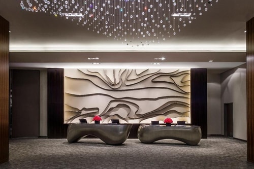 King Room Near Levis Clothing Store WDC 2 Luxury Bookings